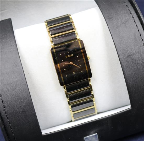 A gentlemans Rado quartz wrist watch, with boxes.